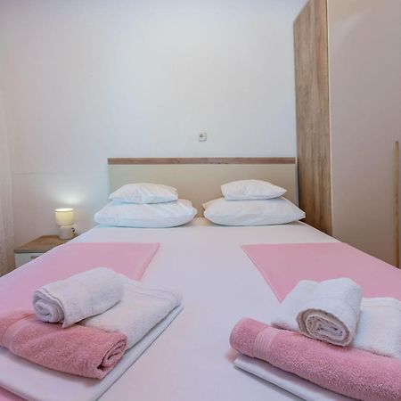 Apartments Clarus Mare Дуче Екстер'єр фото
