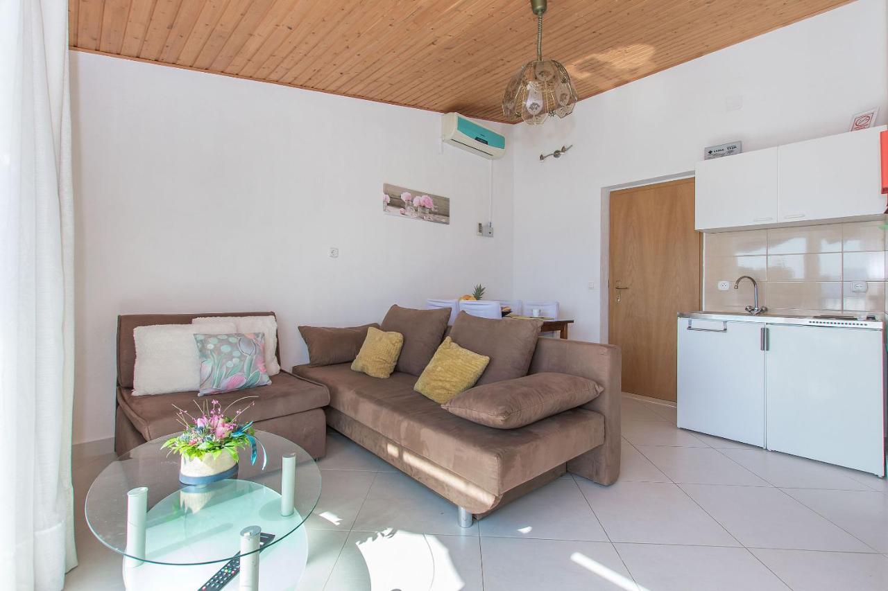 Apartments Clarus Mare Дуче Екстер'єр фото