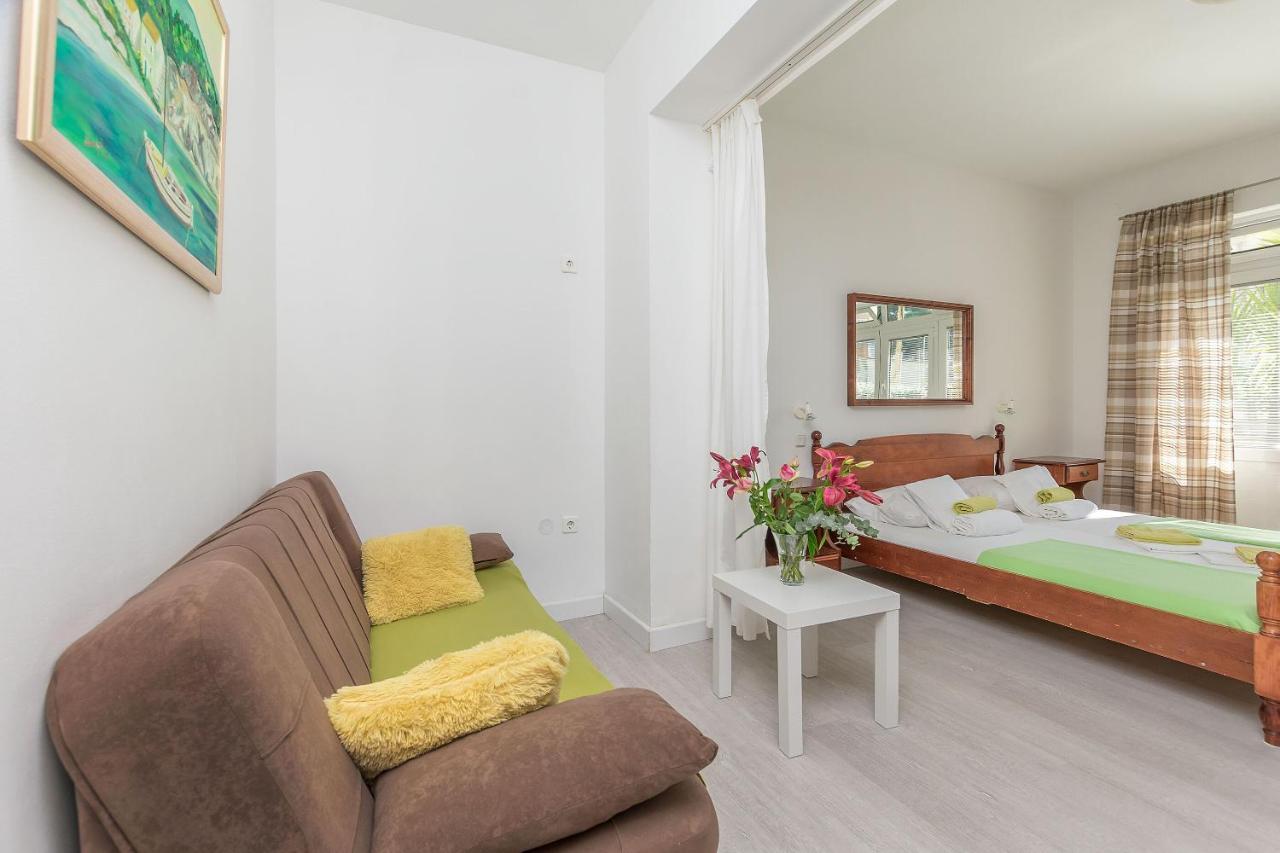 Apartments Clarus Mare Дуче Екстер'єр фото